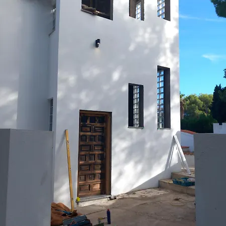 Mindoro Apartment *